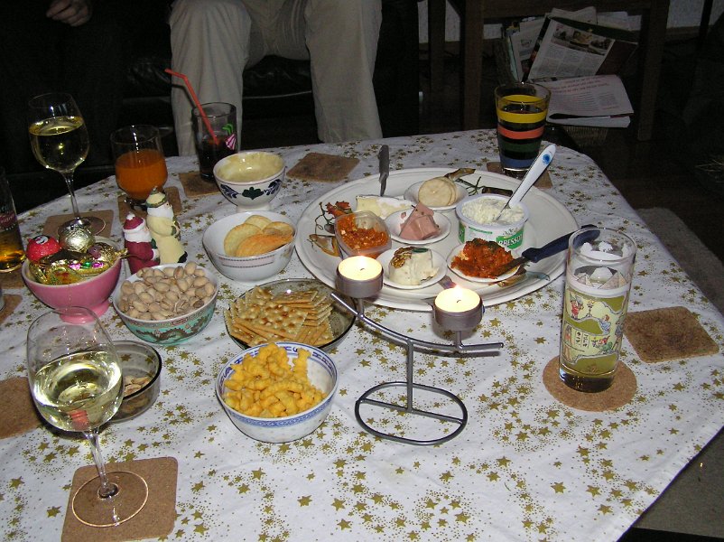 20031227 a4 etenop tafel